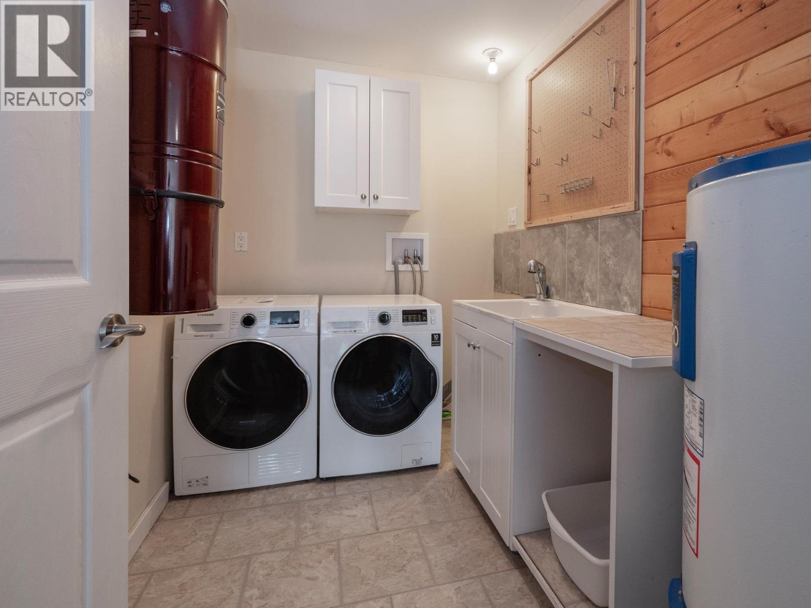 5878 MEDUSA STREET, Sechelt