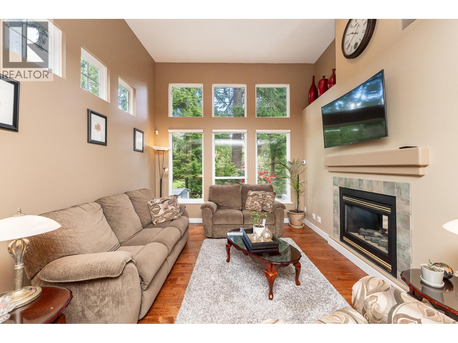 3283 CHARTWELL GREEN, Coquitlam