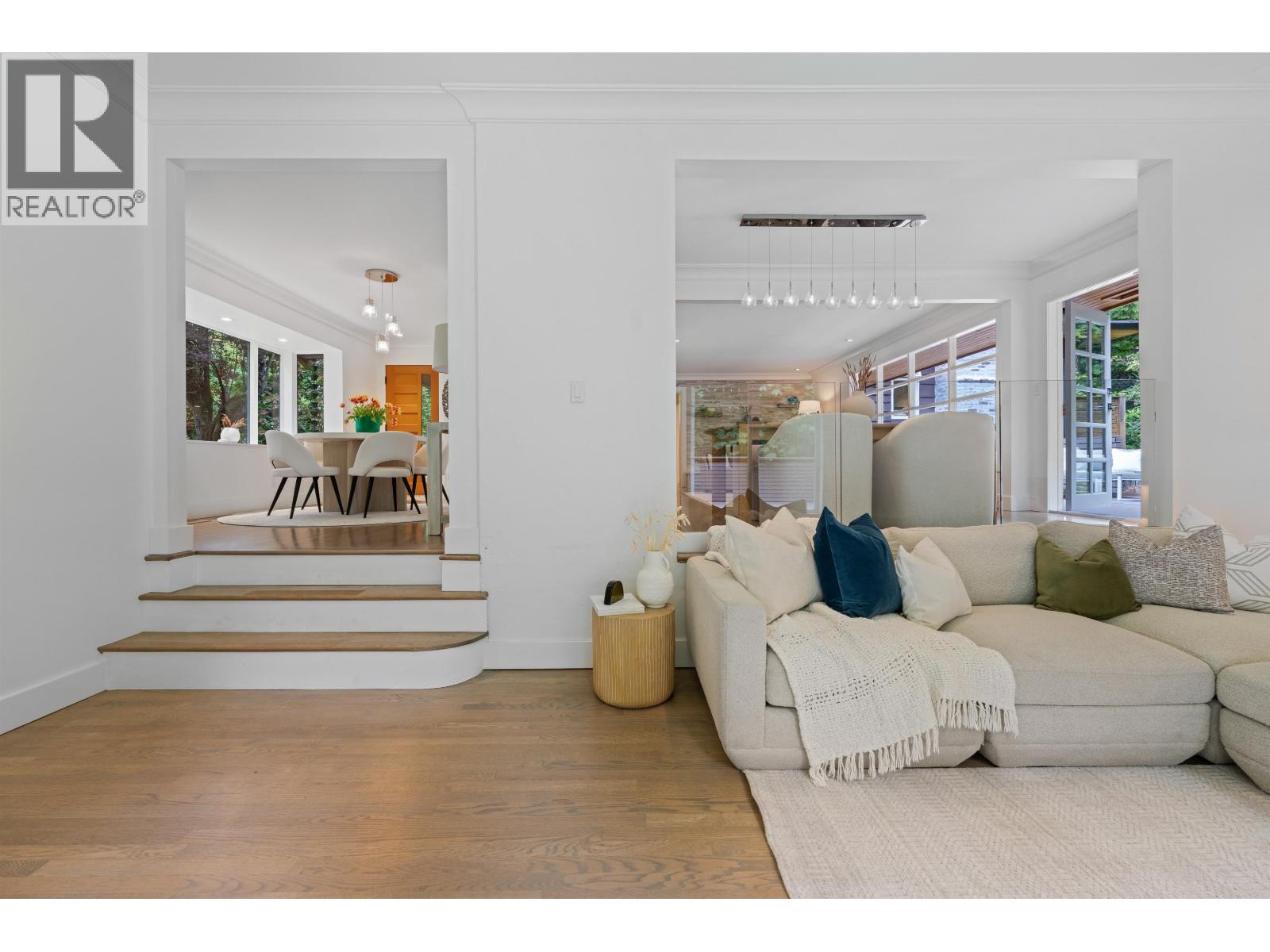 4411 STONE CRESCENT, West Vancouver