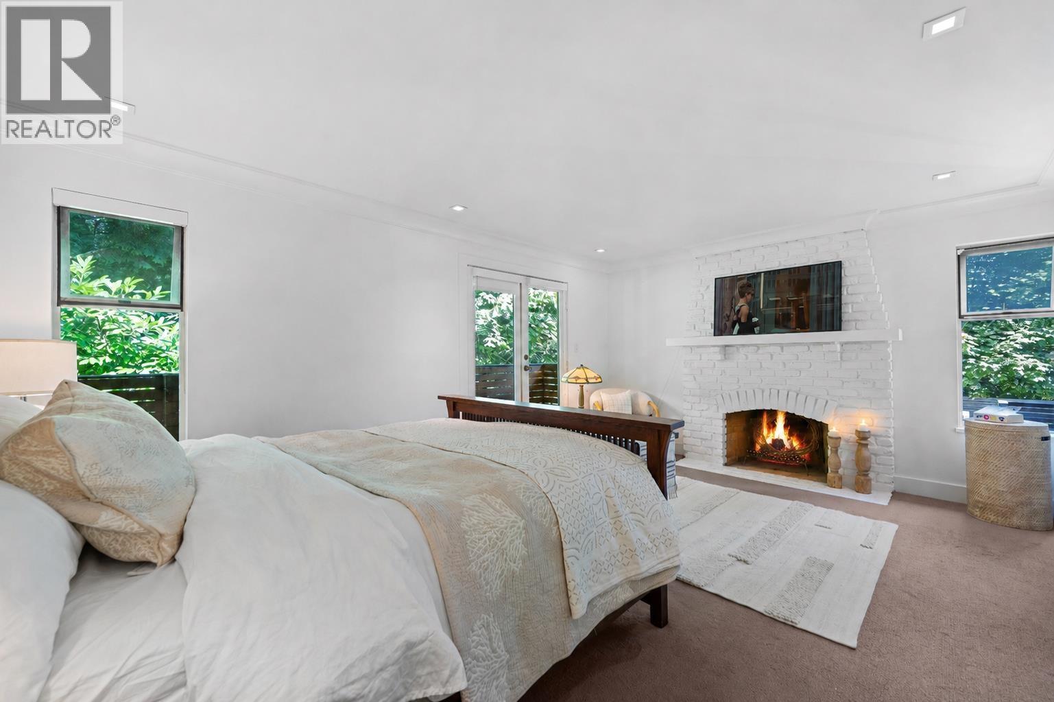 4411 STONE CRESCENT, West Vancouver