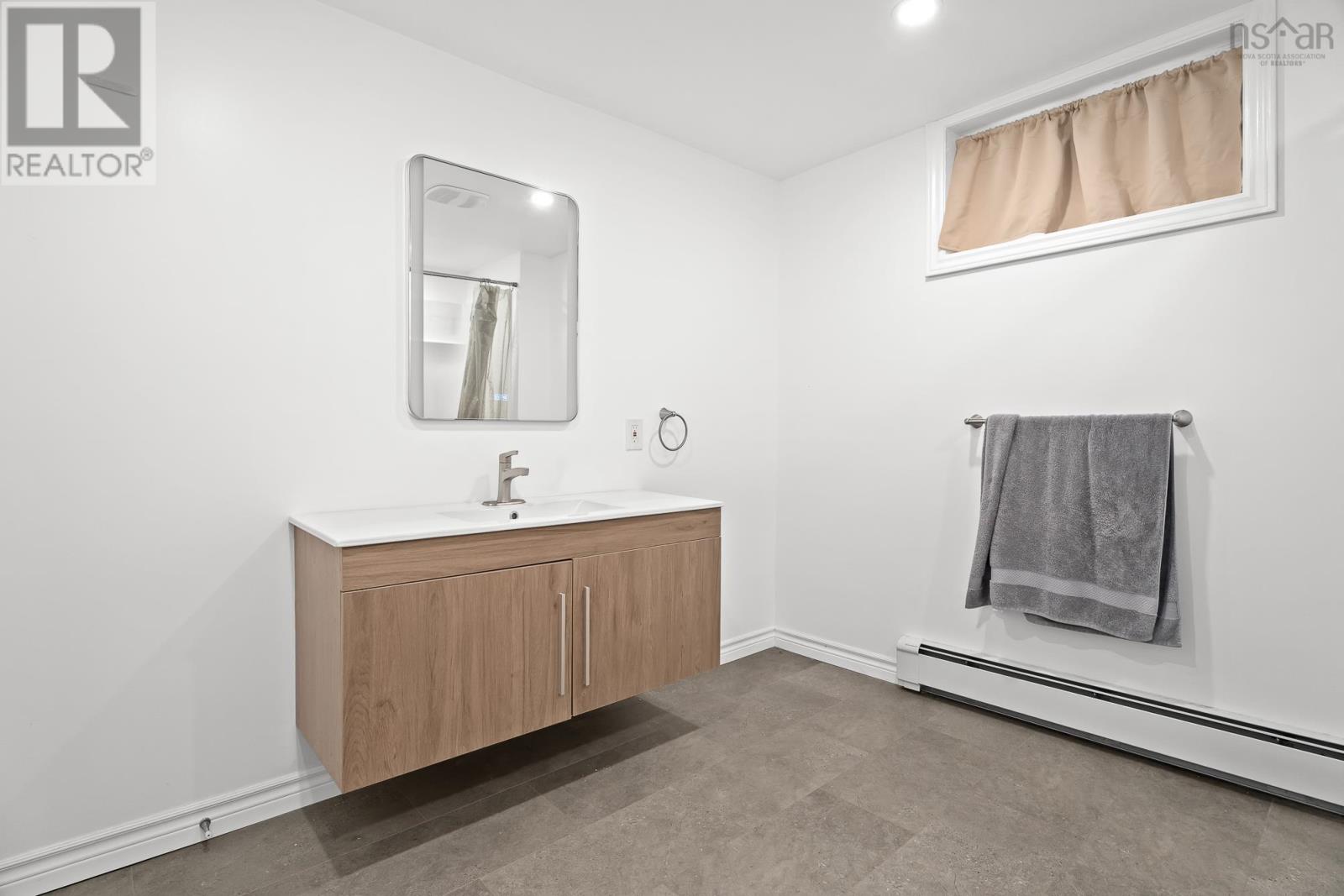 47 Frances Street - 25