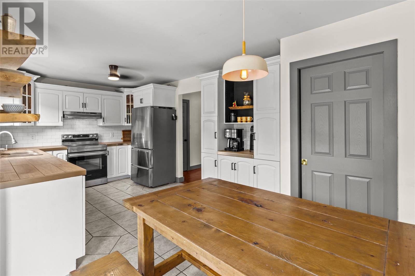 1836 Portugal Cove Road - 17