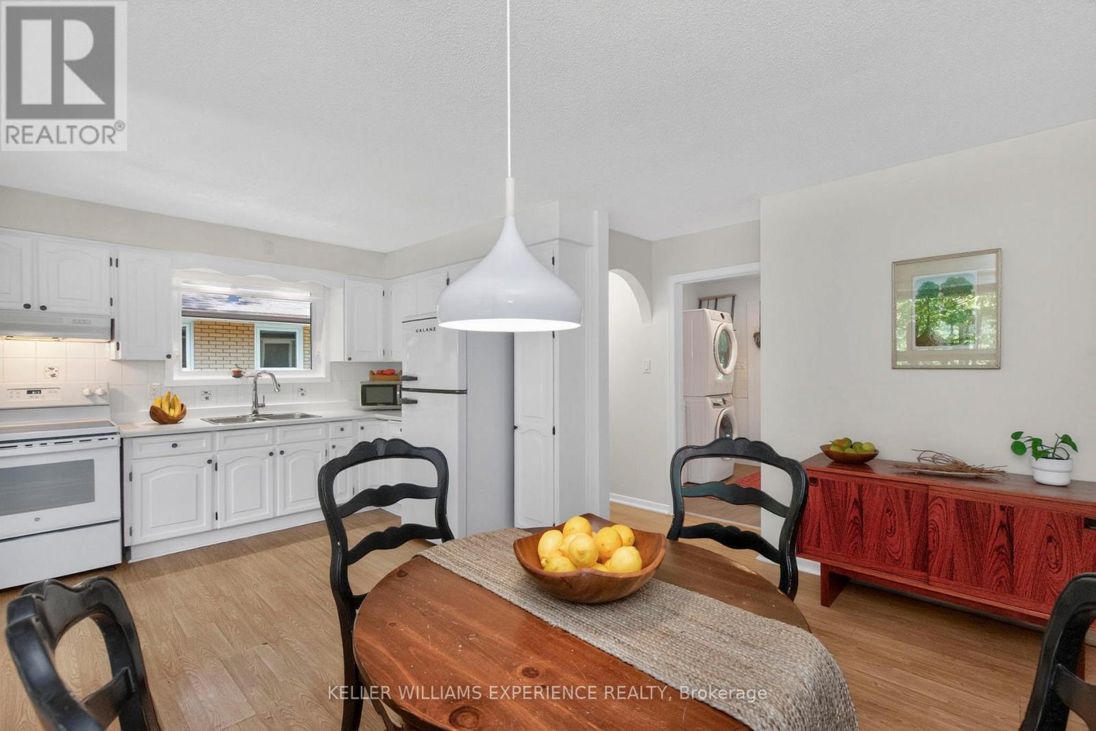 181 PARK ROAD - 24