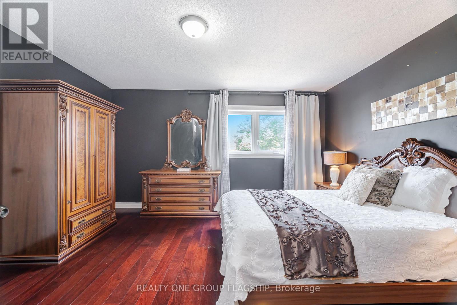 7267 WINDBREAK COURT - 24