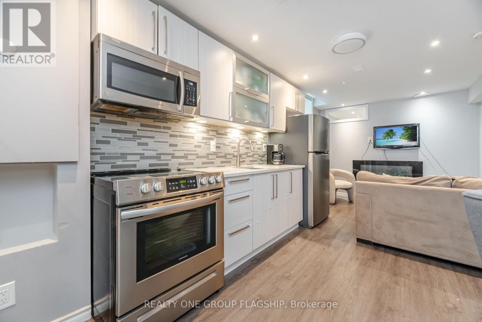7267 WINDBREAK COURT - 36