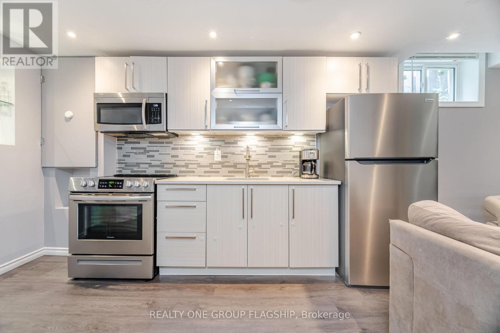 7267 WINDBREAK COURT - 37