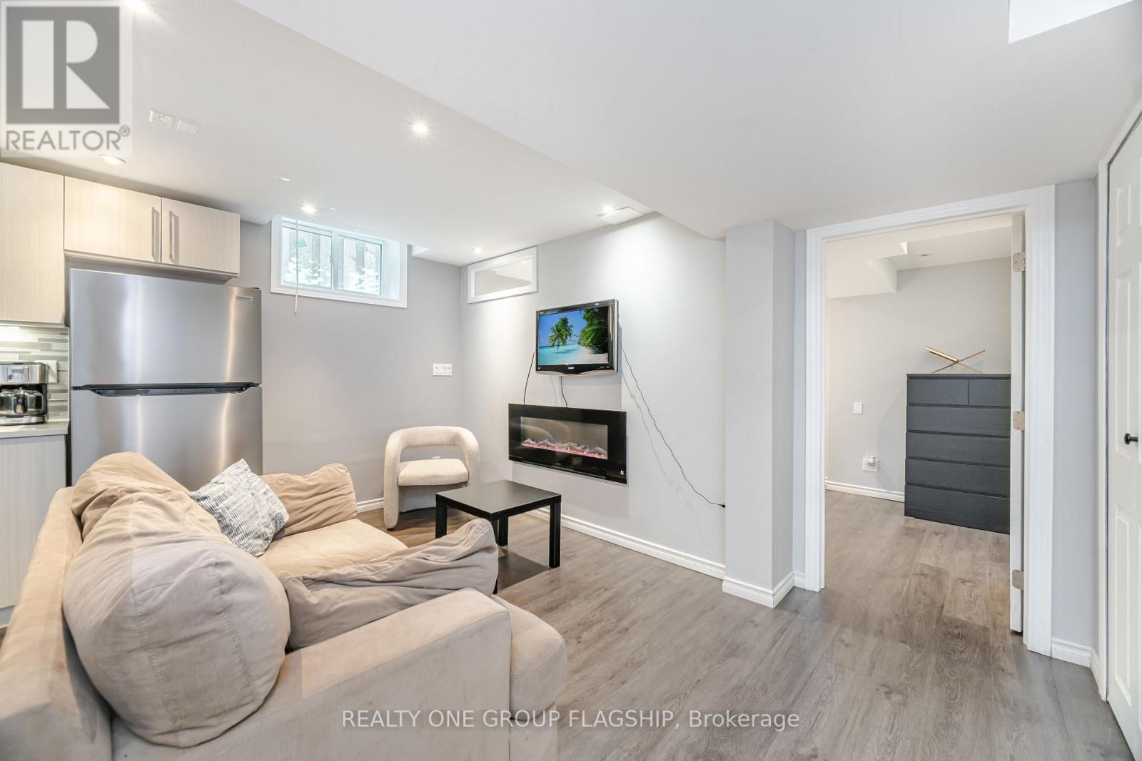 7267 WINDBREAK COURT - 39