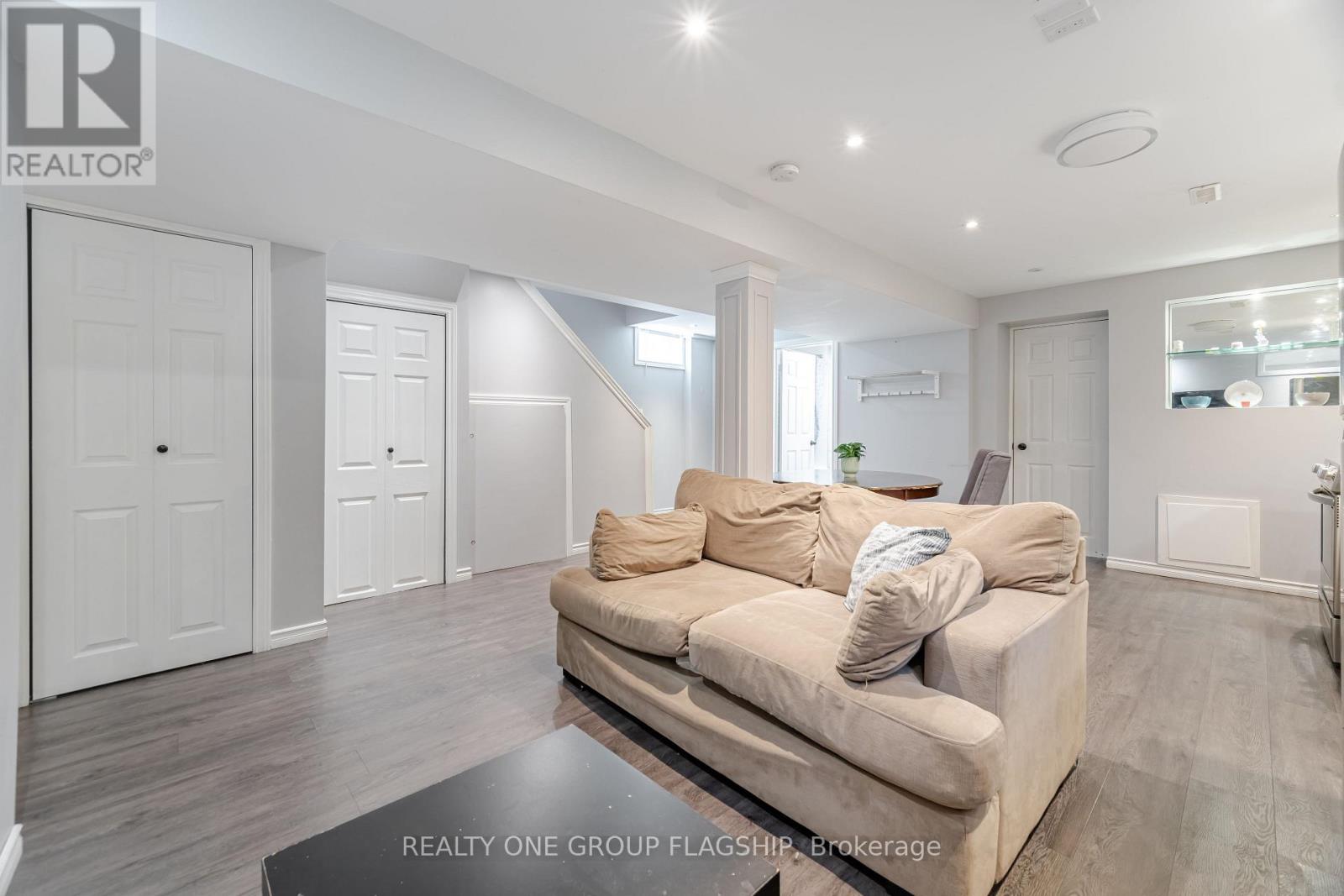 7267 WINDBREAK COURT - 40