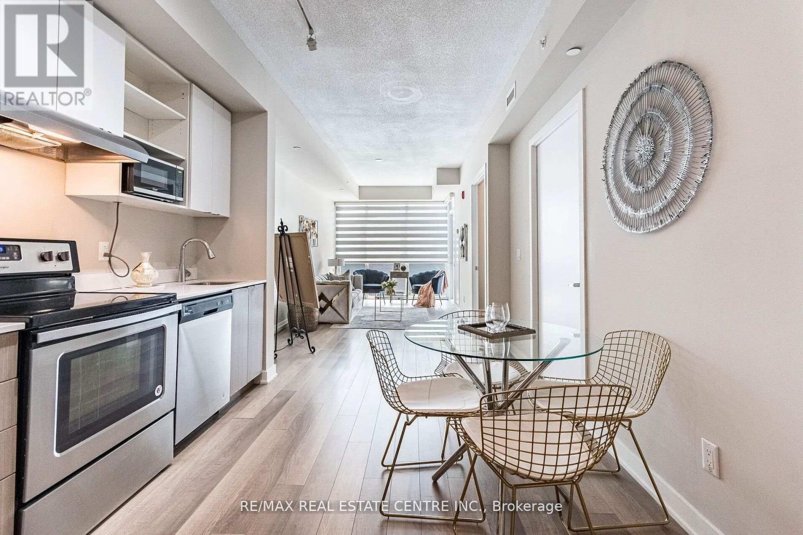 #B314 5240 DUNDAS STREET - 1