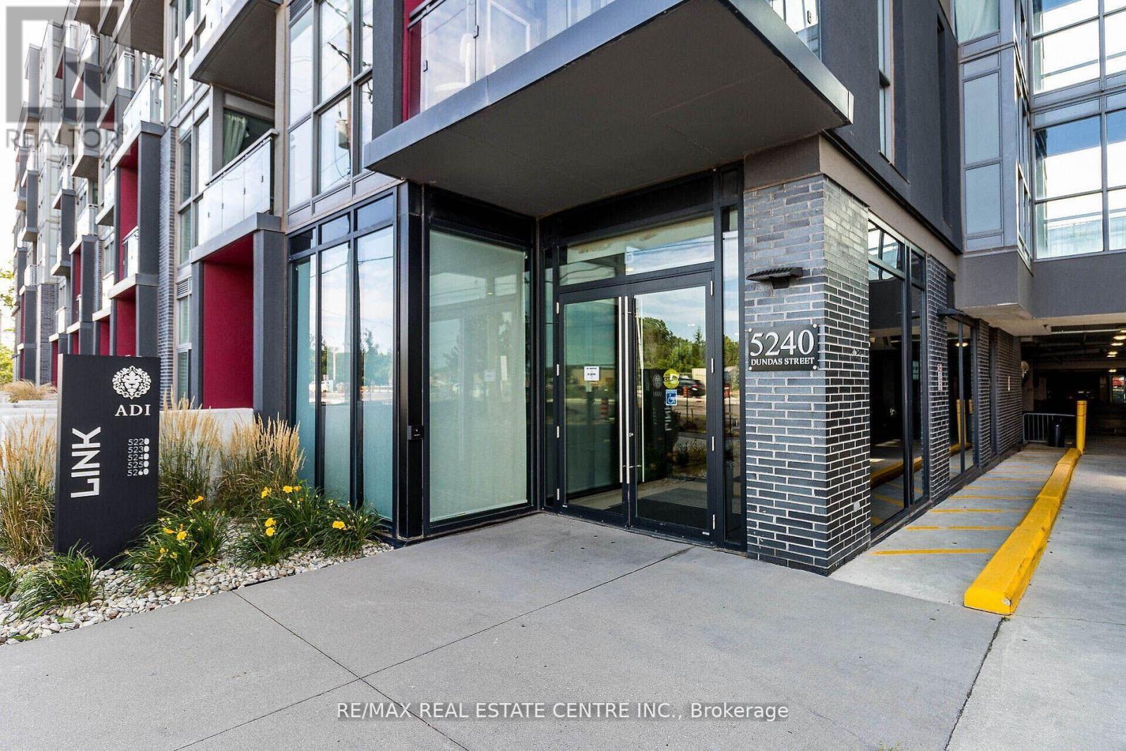 #B314 5240 DUNDAS STREET - 34