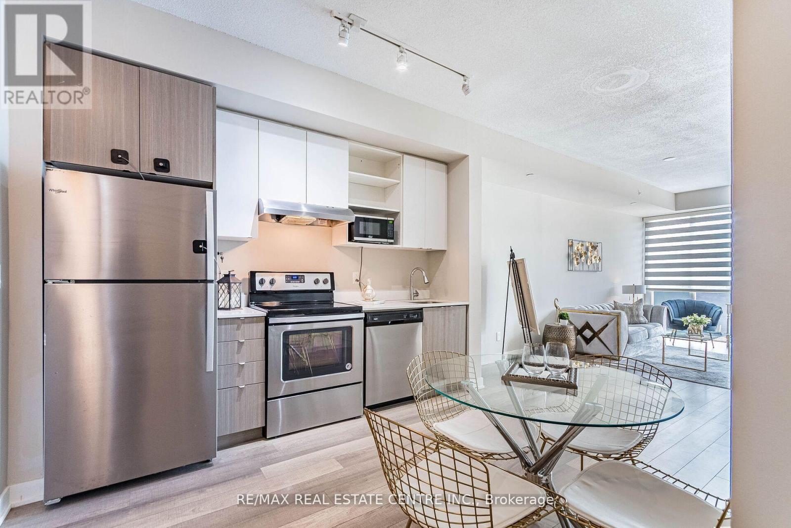#B314 5240 DUNDAS STREET - 4