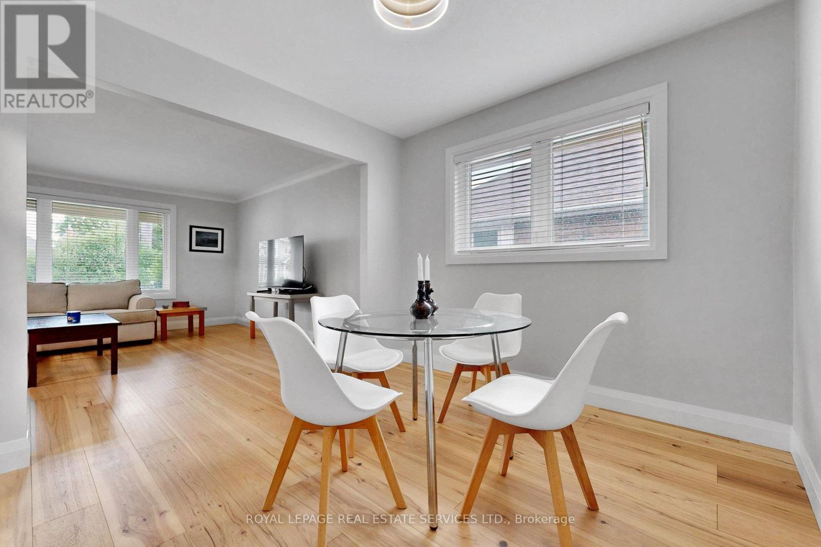 6 PARKCHESTER ROAD - 10