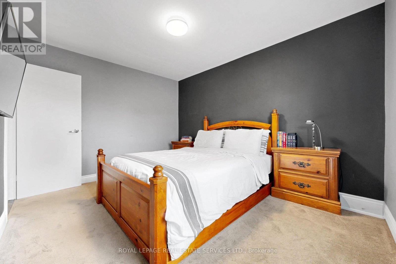6 PARKCHESTER ROAD - 15