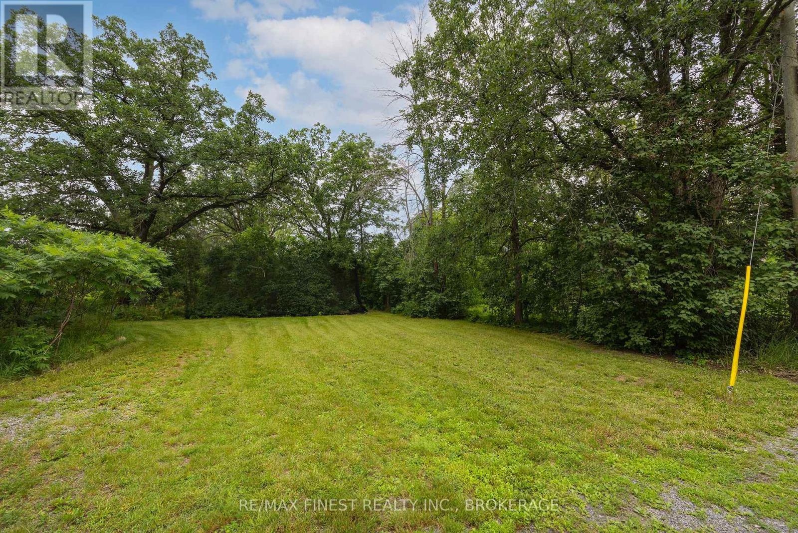 31 ASHE CRESCENT - Image 32