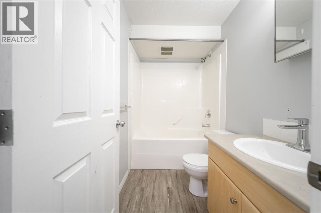 200 Lougheed Drive, Fort McMurray