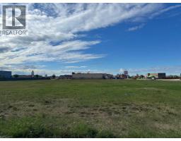 10541 110 Street, Grande Prairie — photo 4