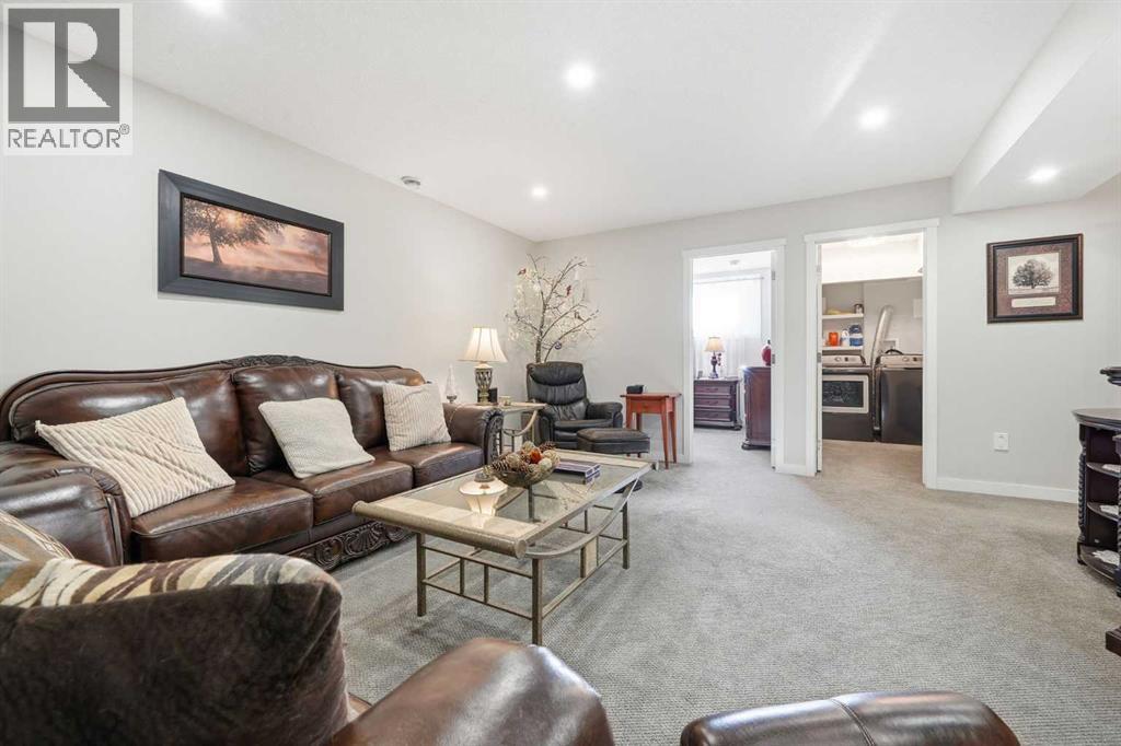 1495 Aldrich Place - 35
