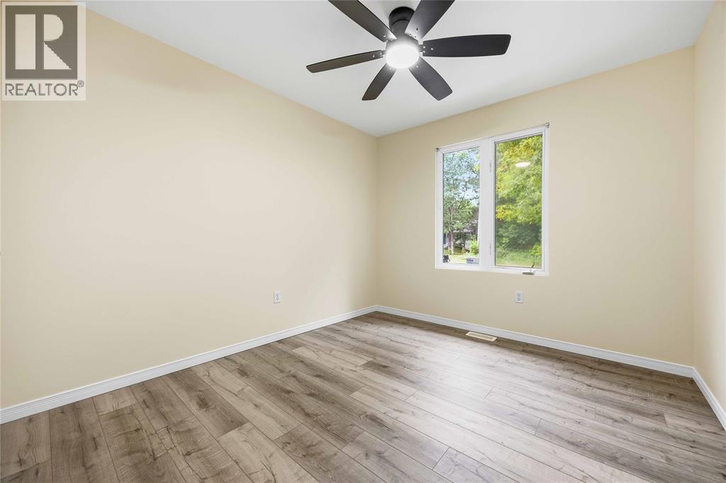 10158 VICTORIA STREET - 22