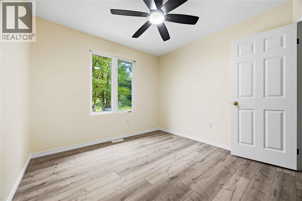 10158 VICTORIA STREET - 23