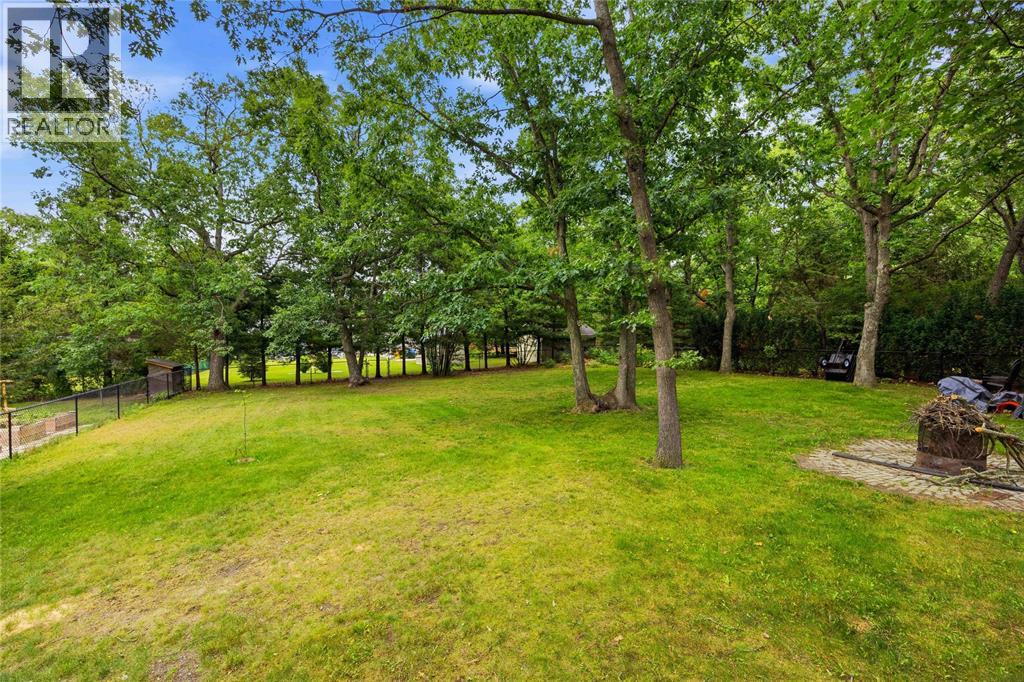 10158 VICTORIA STREET - 38