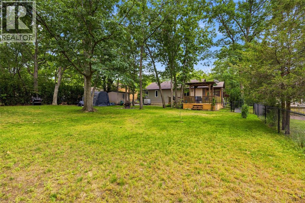 10158 VICTORIA STREET - Image 39