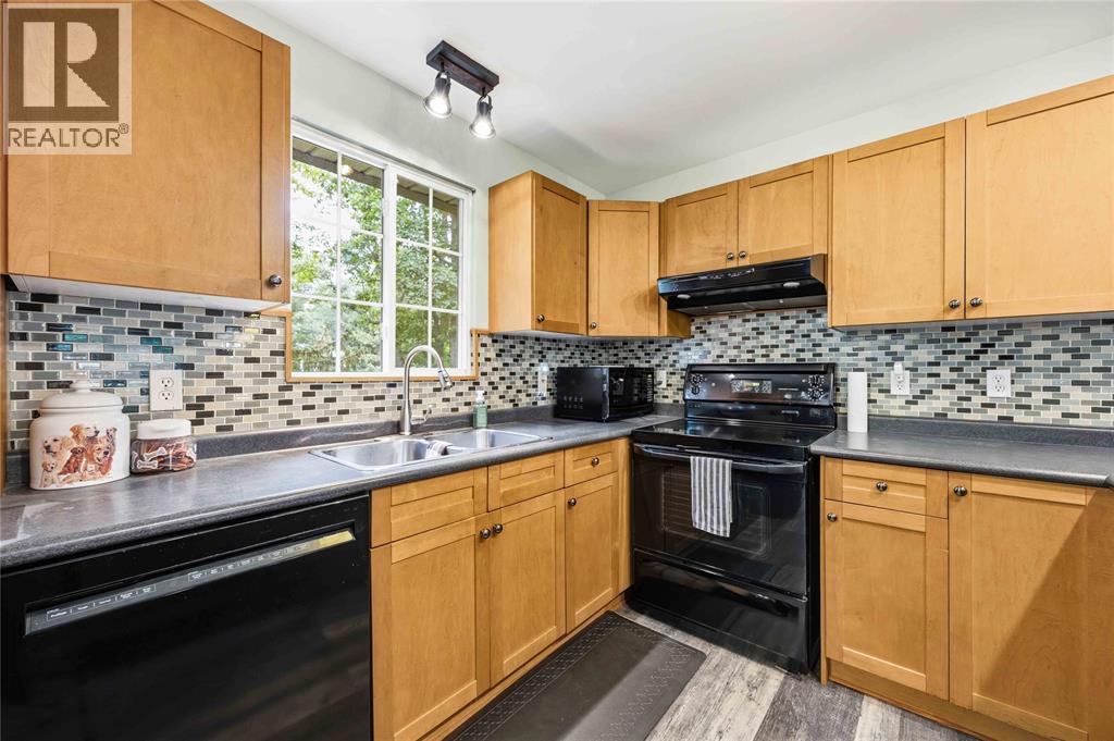 10158 VICTORIA STREET - 7