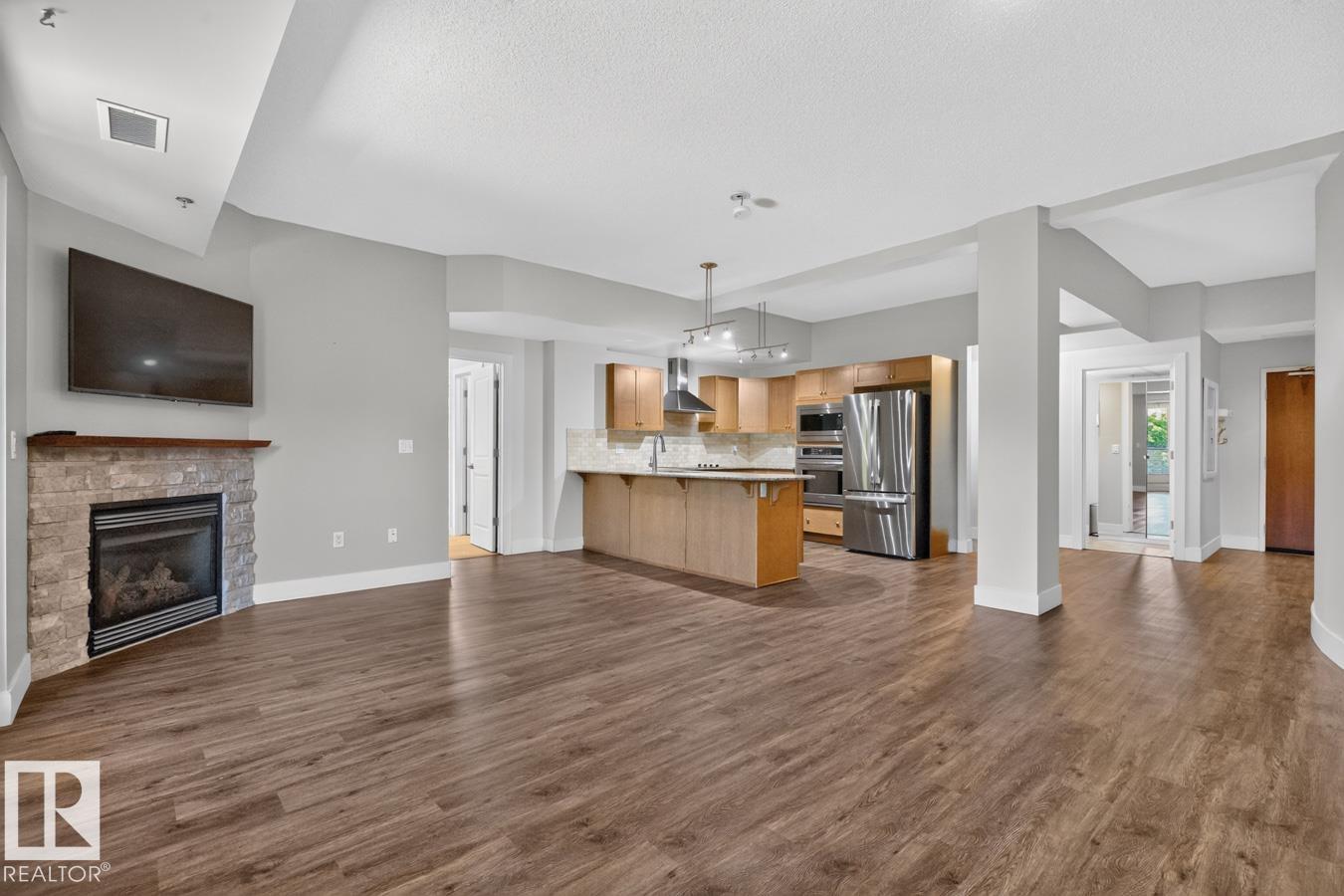 #206 9316 82 AV NW — photo 19