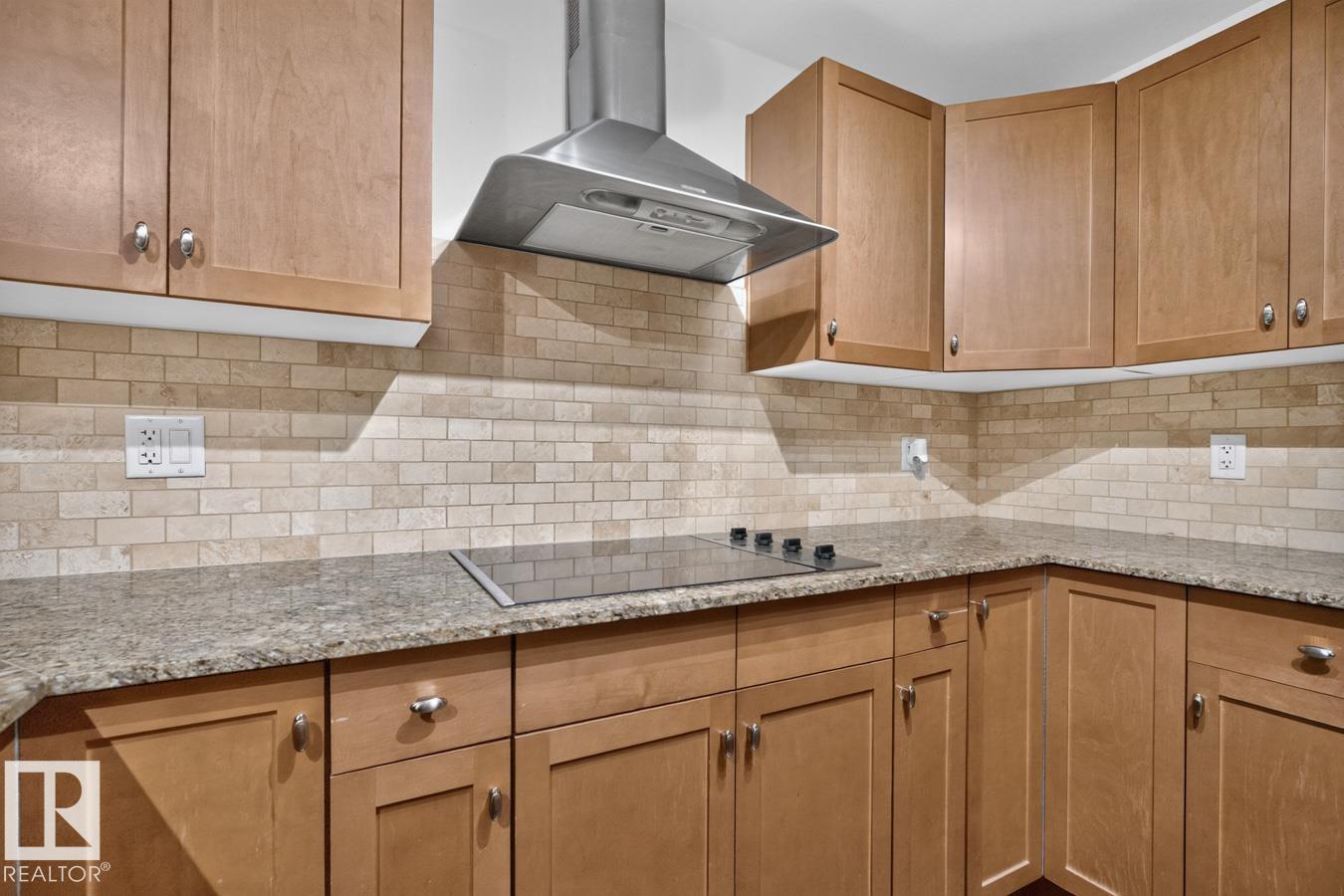 #206 9316 82 AV NW — photo 16