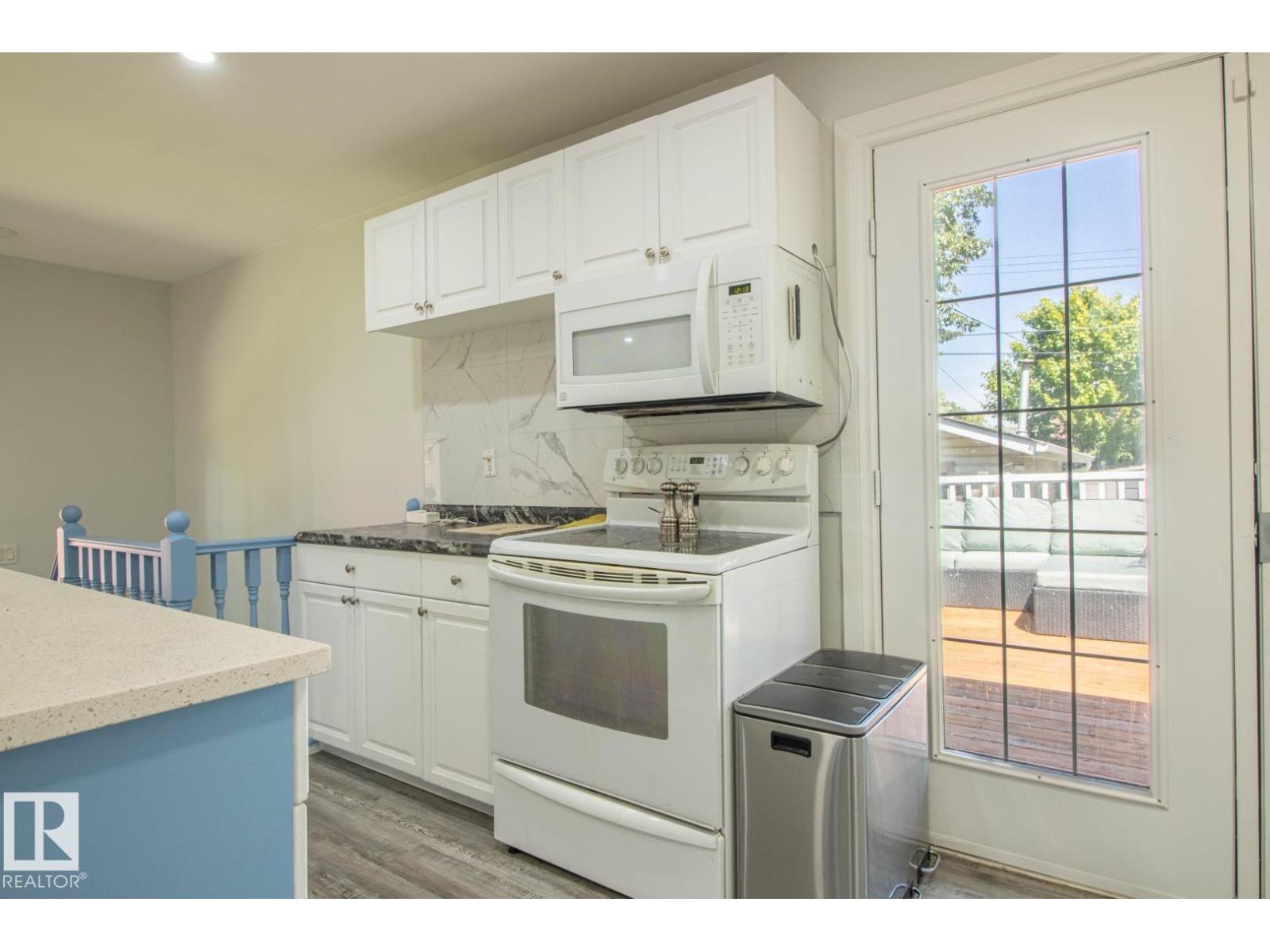 15922 92 AV NW - Image 8