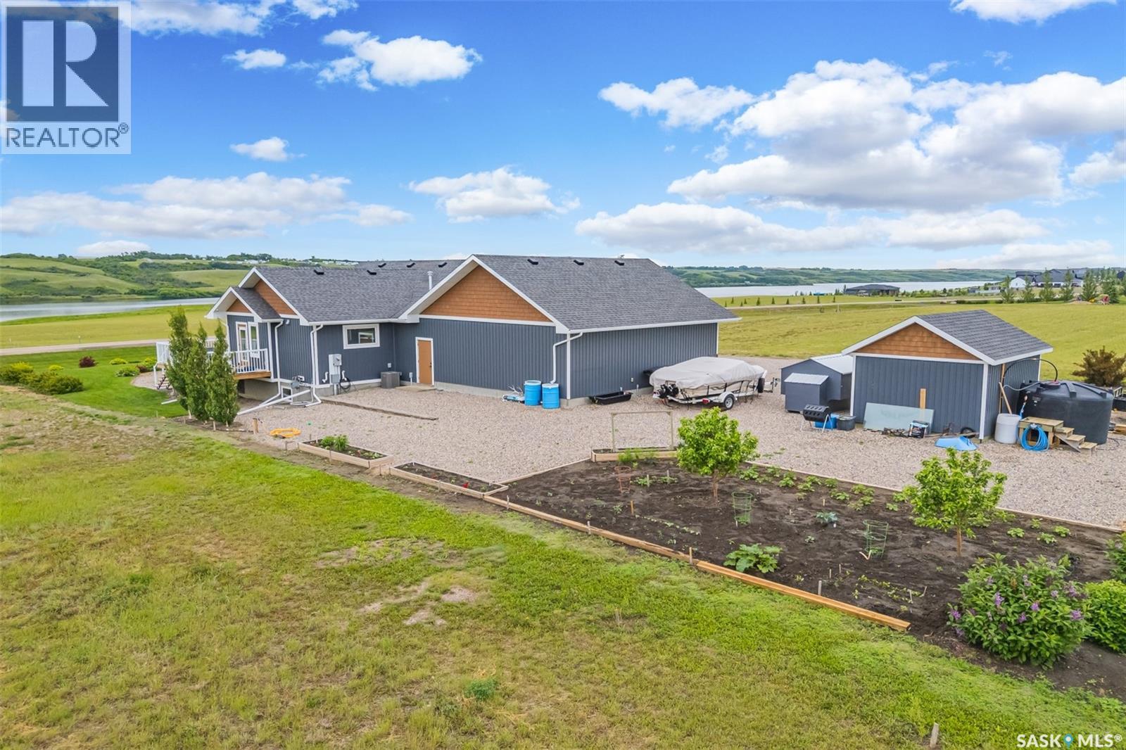 3 Sunrise DRIVE S - 6
