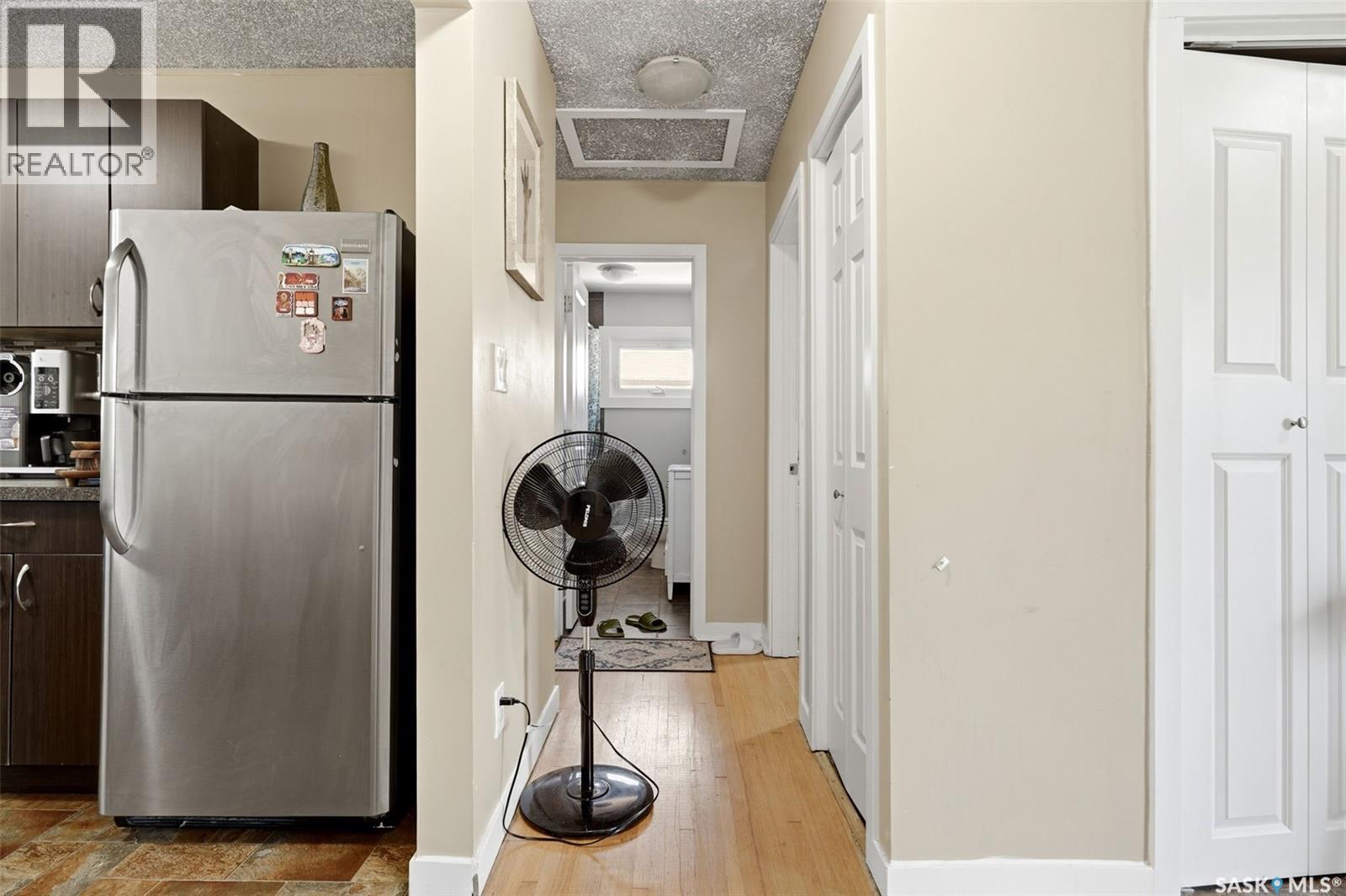 2426 Harvey STREET — photo 12