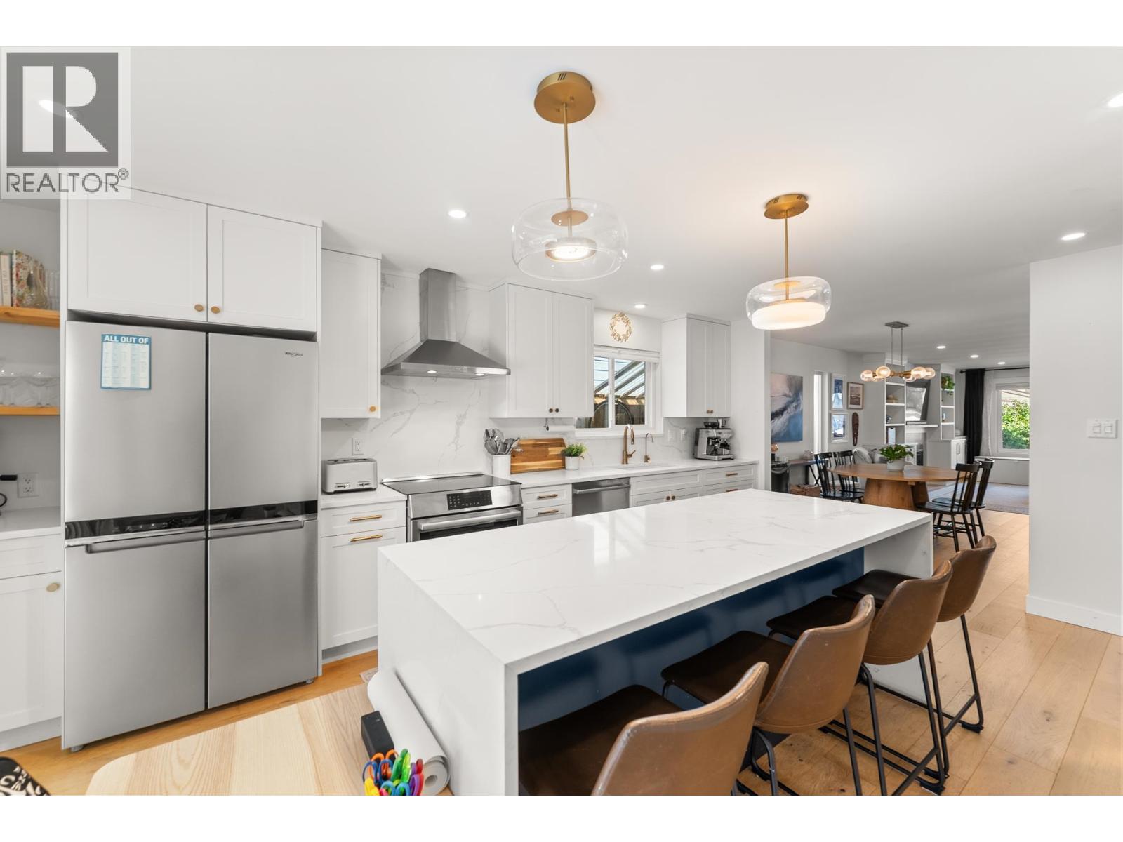 4371 HERMITAGE DRIVE, Richmond