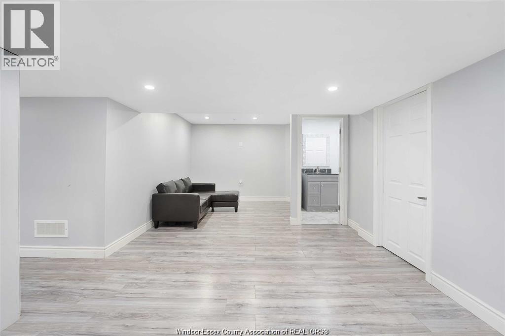 530 DONLON - Image 26
