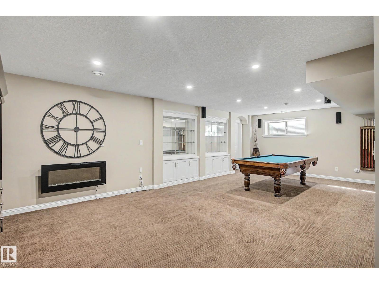1110 ARMITAGE CR SW - 39