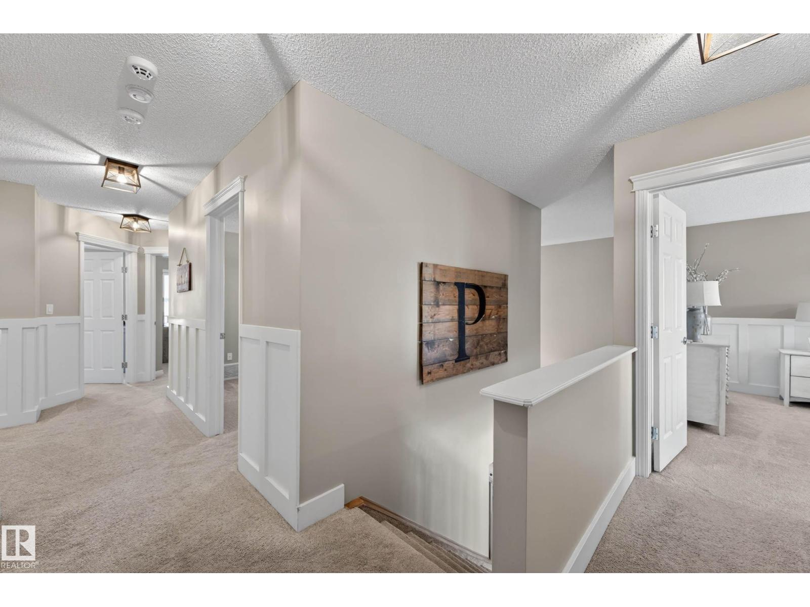 1110 ARMITAGE CR SW - 22