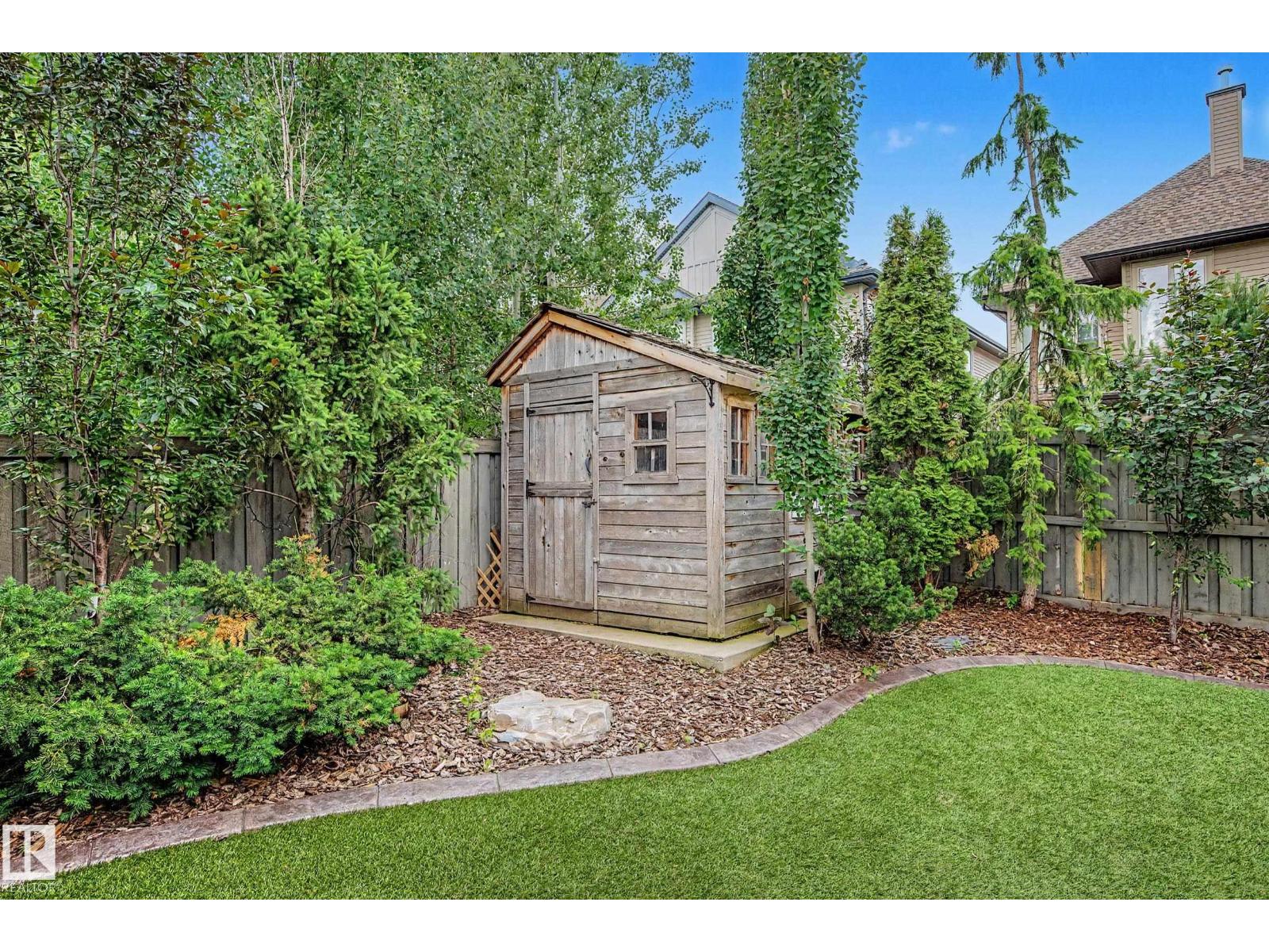 1110 ARMITAGE CR SW - 50