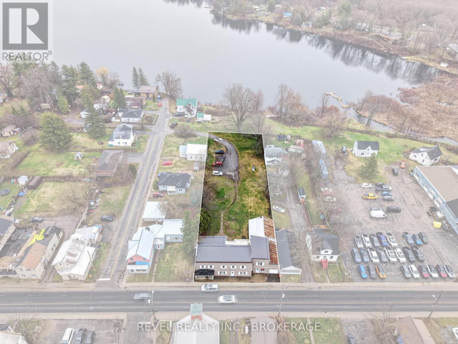 6688 HIGHWAY 38 - 44