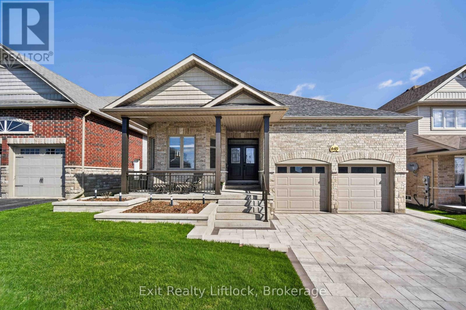 640 HERITAGE TRAIL - 1