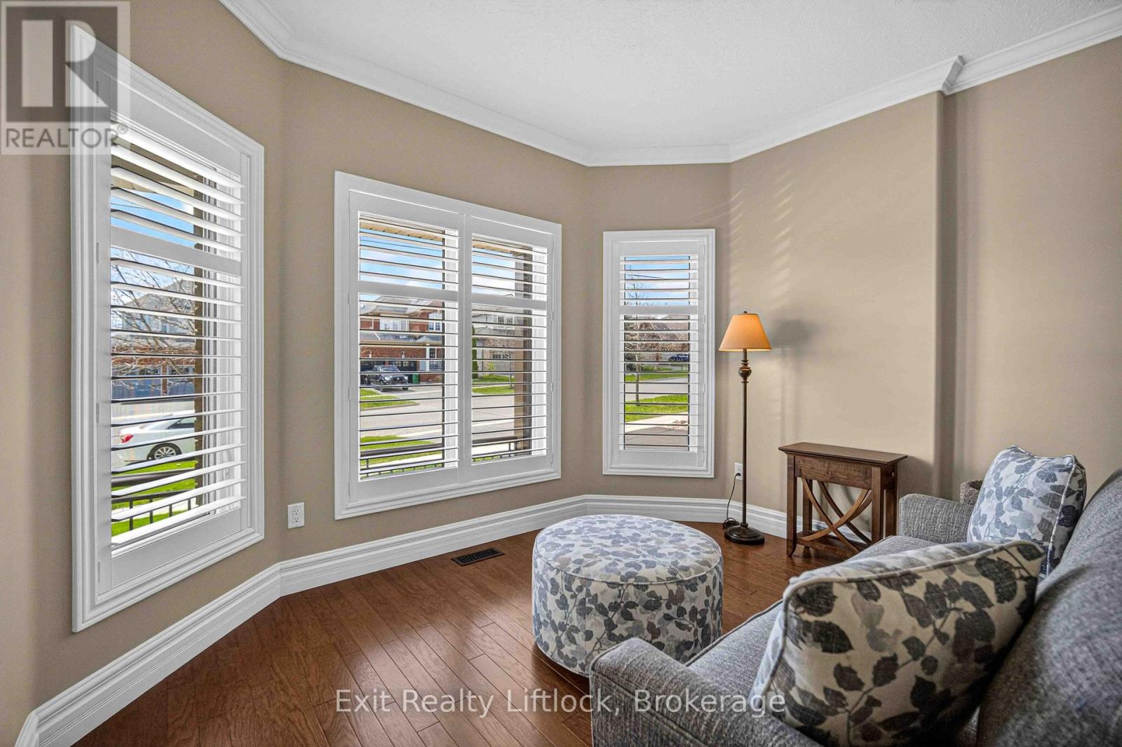 640 HERITAGE TRAIL - 10