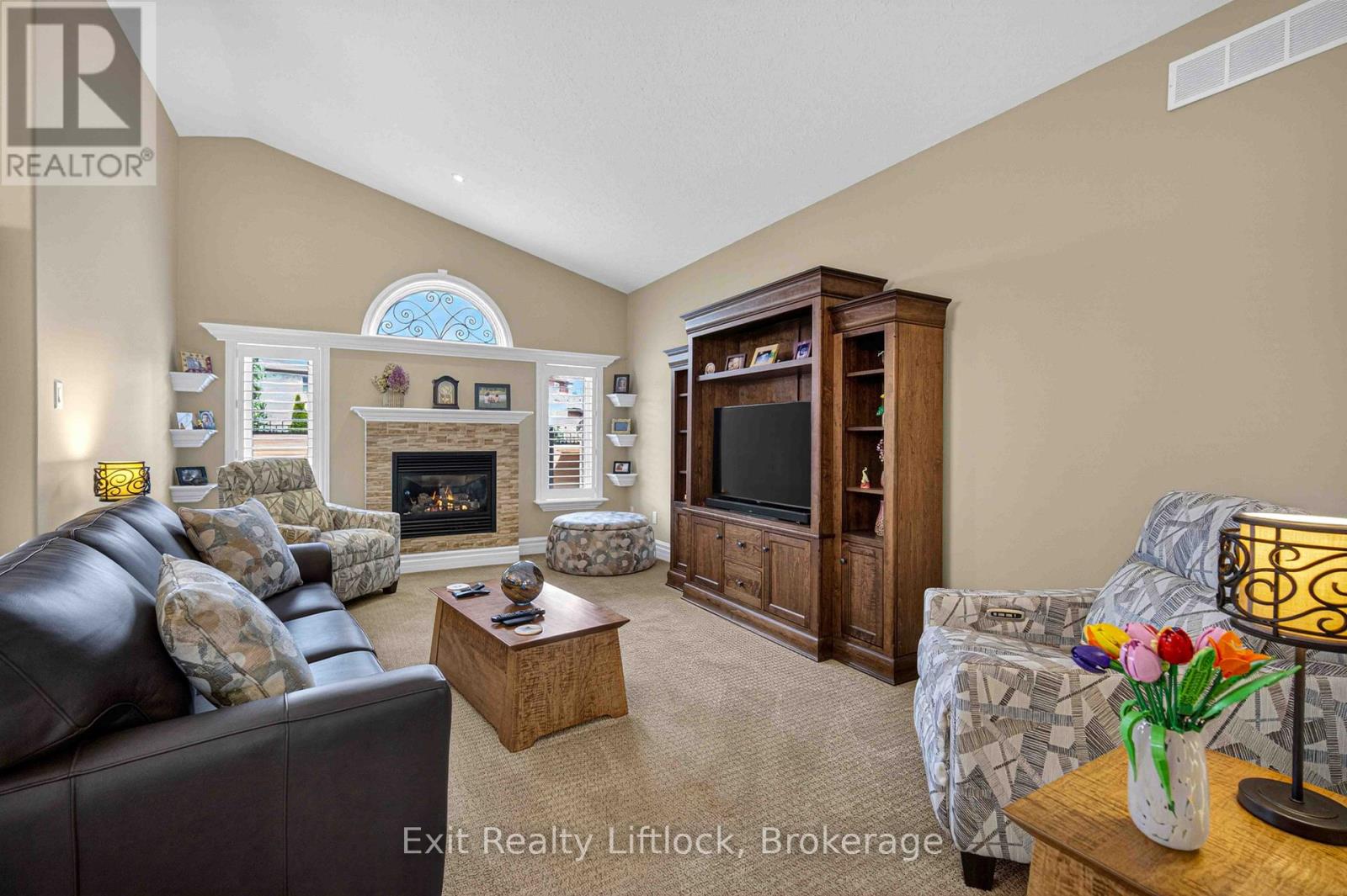 640 HERITAGE TRAIL - 15