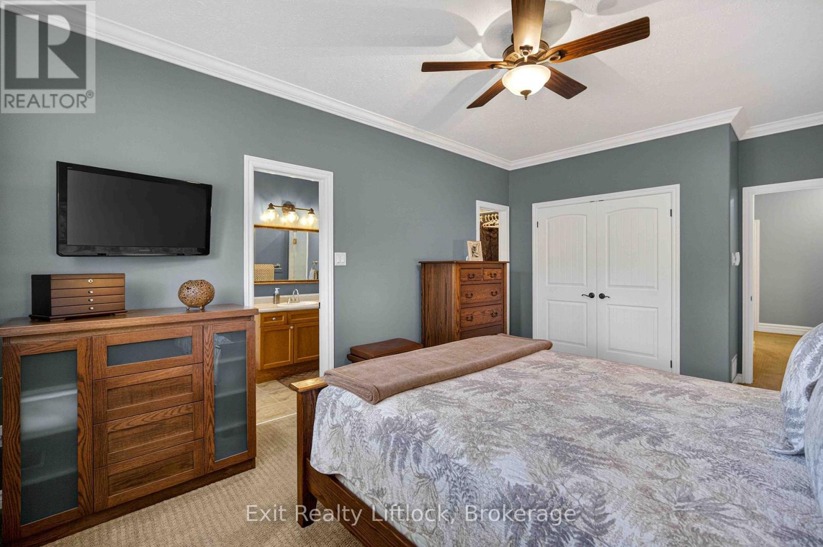 640 HERITAGE TRAIL - 19