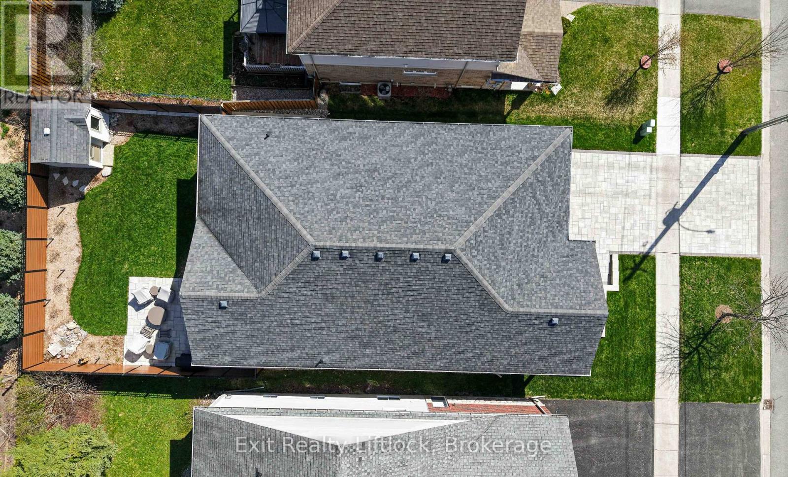 640 HERITAGE TRAIL - 47