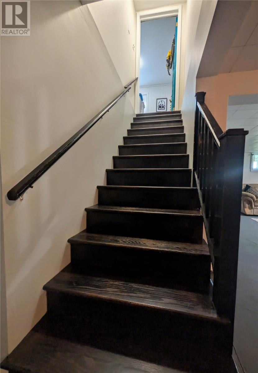 103 Main Street N - Image 29