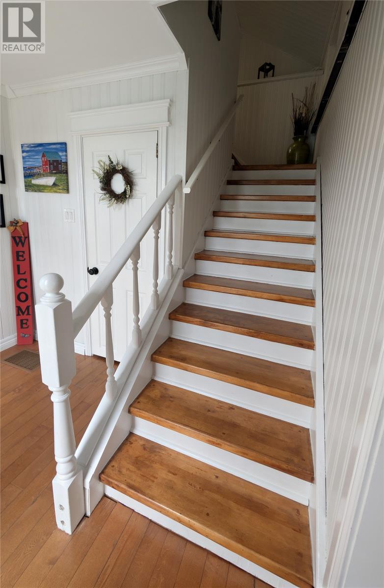 103 Main Street N - Image 9