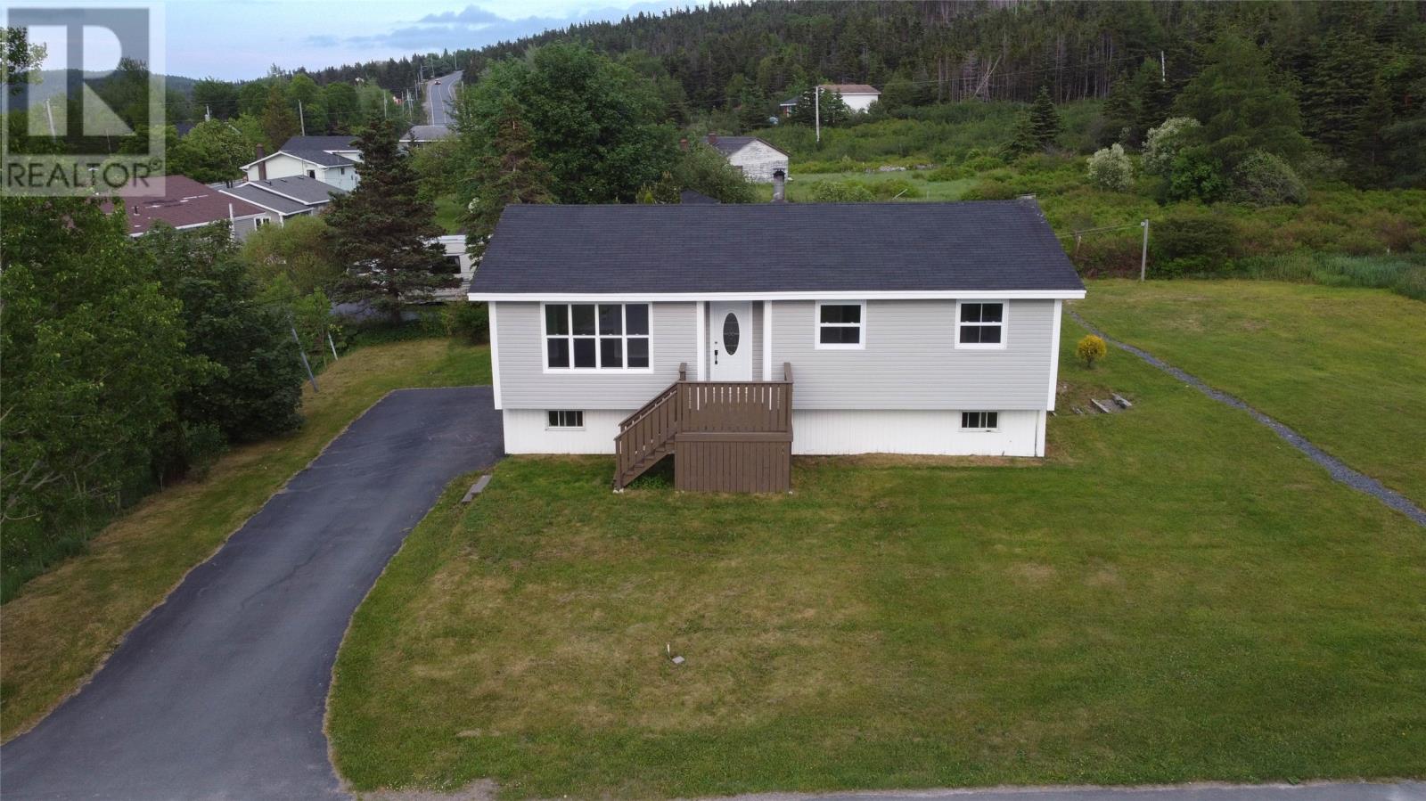 131 Willow Lane - Image 2