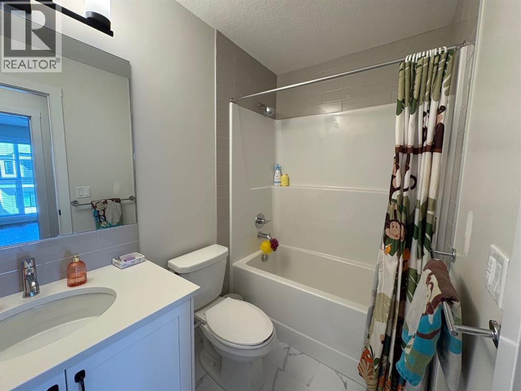 250 Alpine Avenue SW - 9