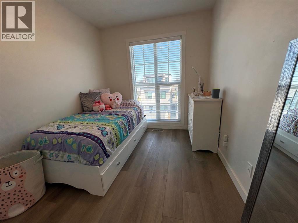 250 Alpine Avenue SW - 8