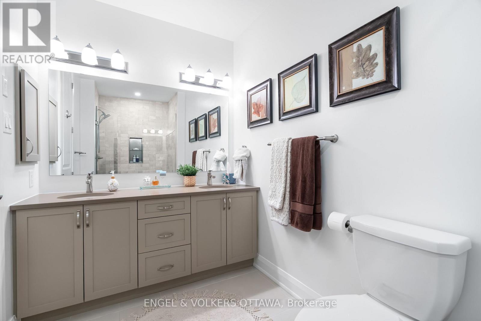 #402 110 CORTILE PRIVATE - 18