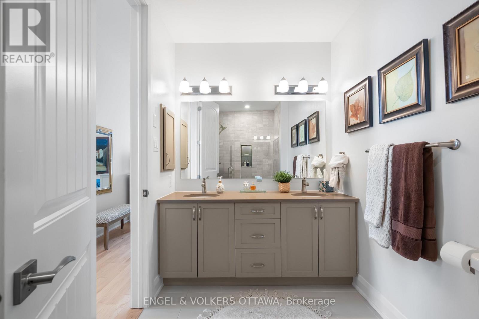 #402 110 CORTILE PRIVATE - 19