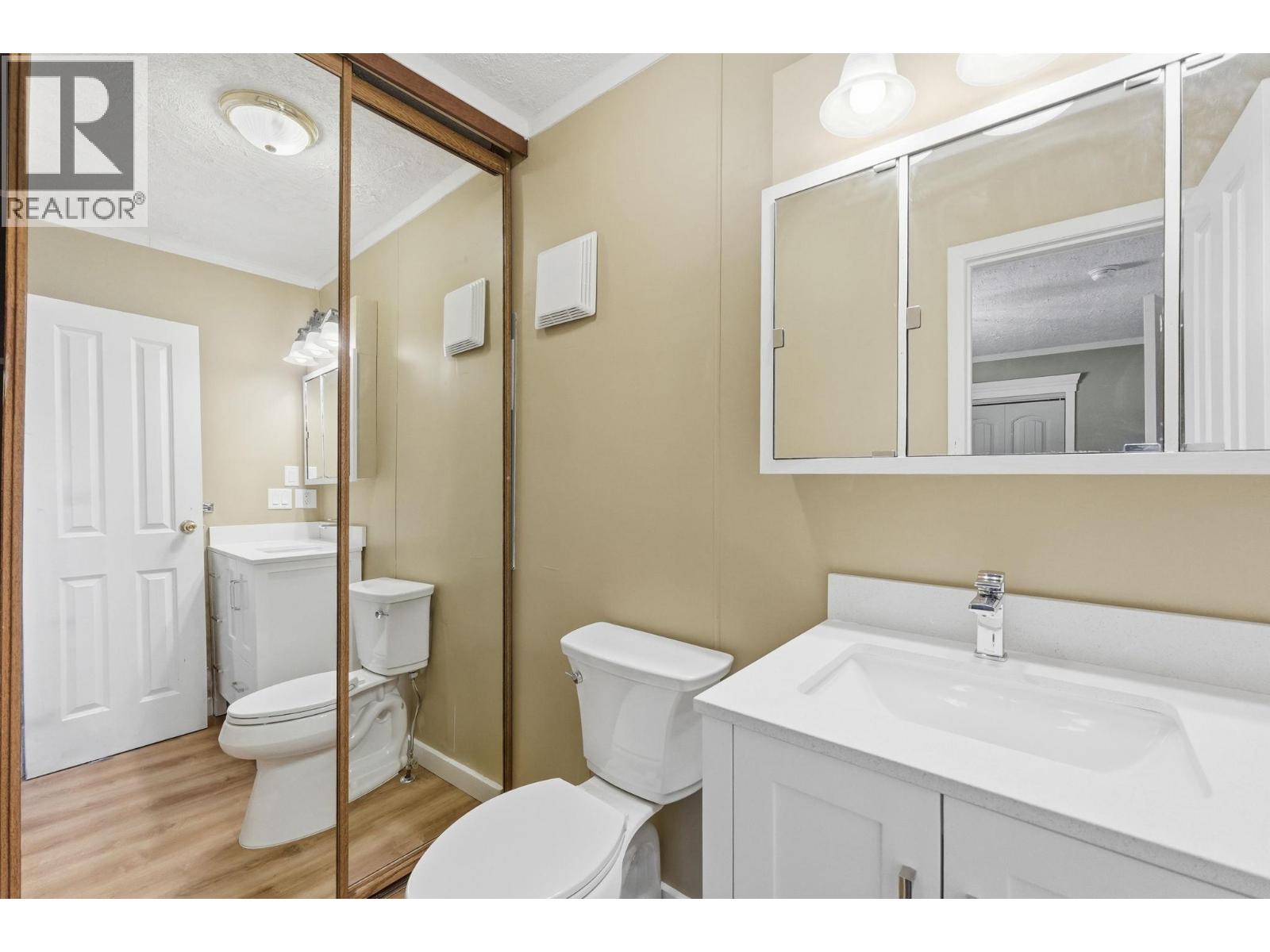 402 Truro Street - 23